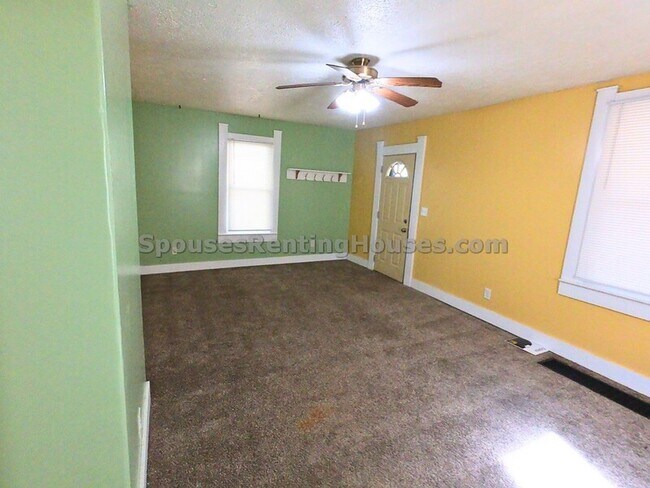 Building Photo - 212 S Emerson Ave