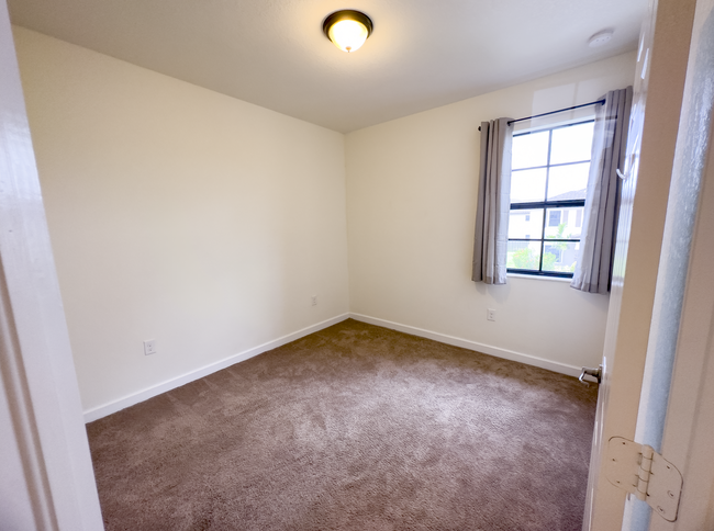 Room 3 - 15069 SW 115th St