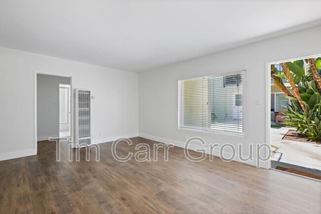 Building Photo - 271 16th Pl