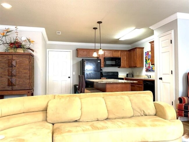 Building Photo - 1544 N London Ave