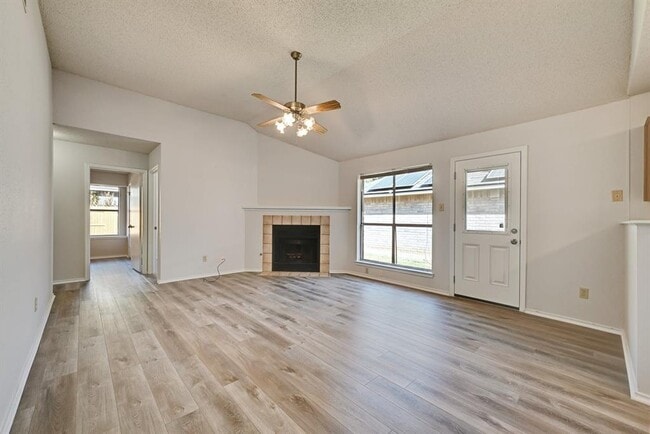 Building Photo - 4608 Castleman Dr