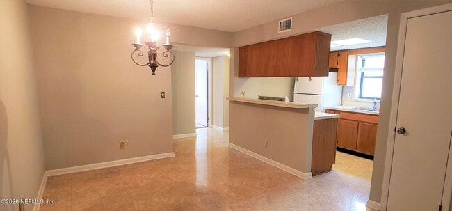 Building Photo - 5557 Greatpine Ln S