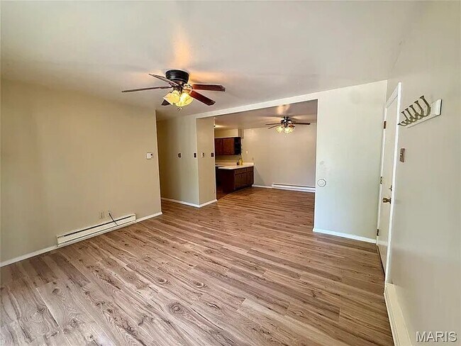 Building Photo - 7601 Hazelcrest Dr