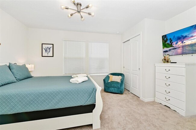 Building Photo - 7212 Oakmoss Loop