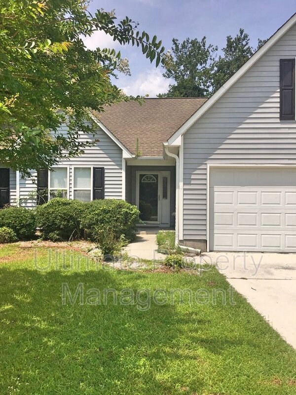 Primary Photo - 105 Southern Magnolia Ct