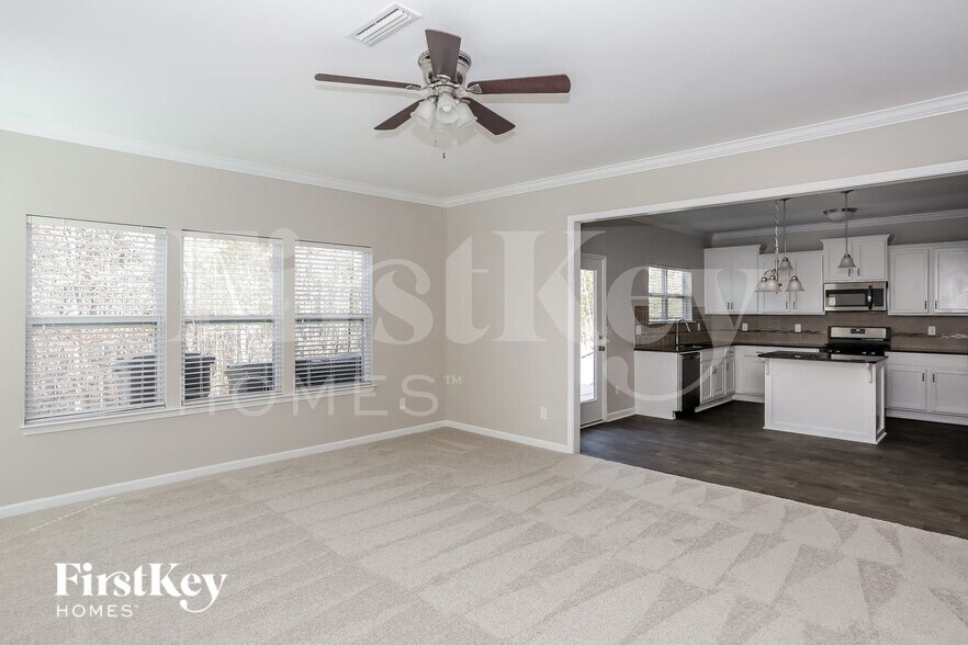 Building Photo - 12852 Clydesdale Dr