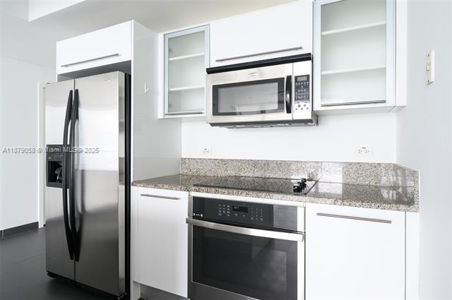 Building Photo - 888 Biscayne Blvd