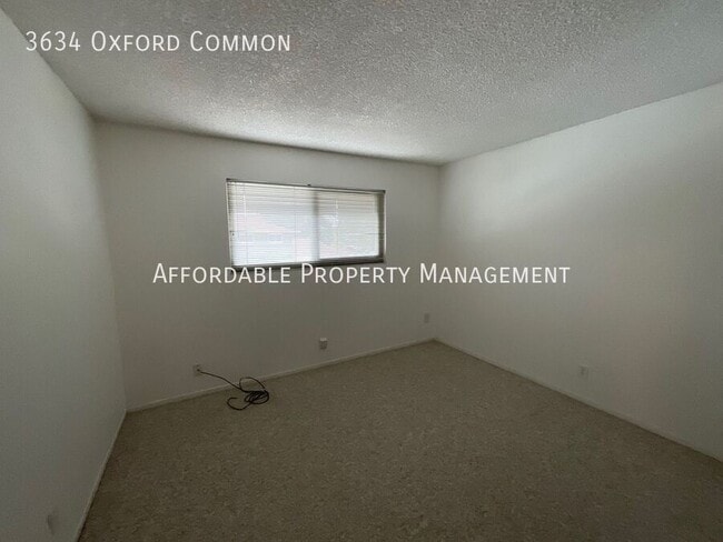 Building Photo - 3634 Oxford Common