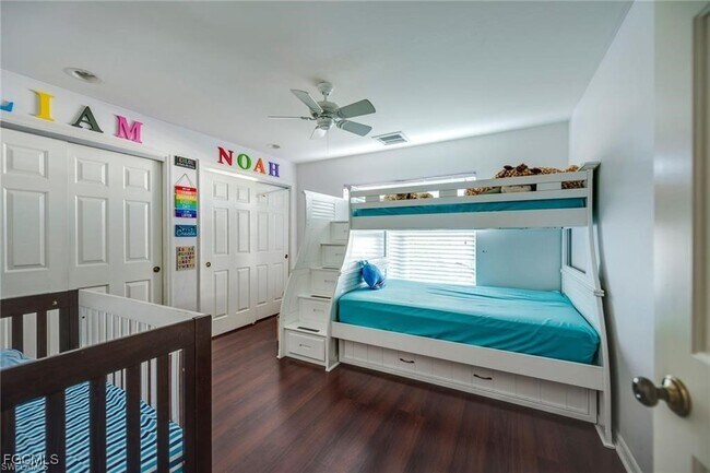 Building Photo - 9036 Henry Rd