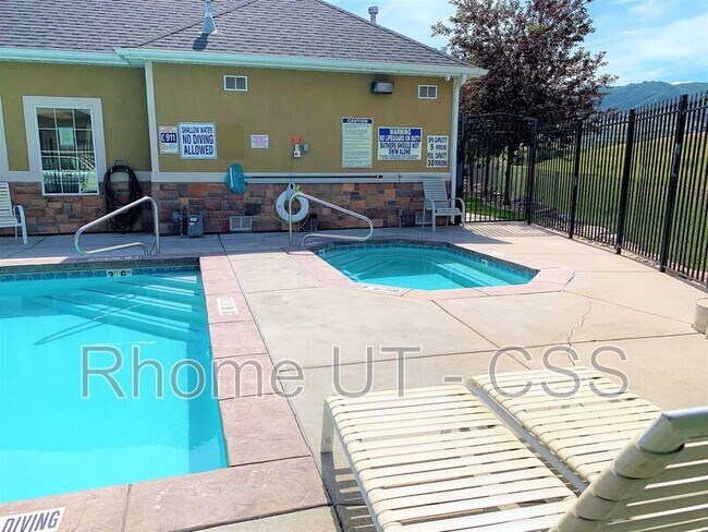 Building Photo - 114 Bella Monte Dr