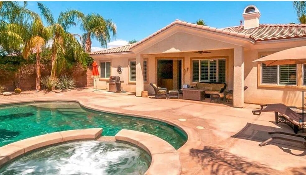 Building Photo - 48841 Via Estacio