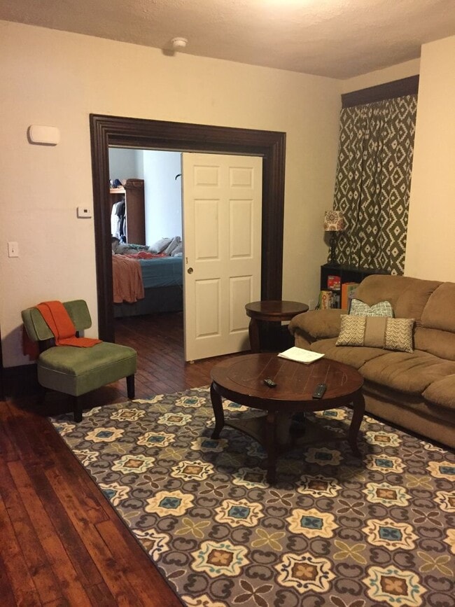 Building Photo - 1622 Hatteras St