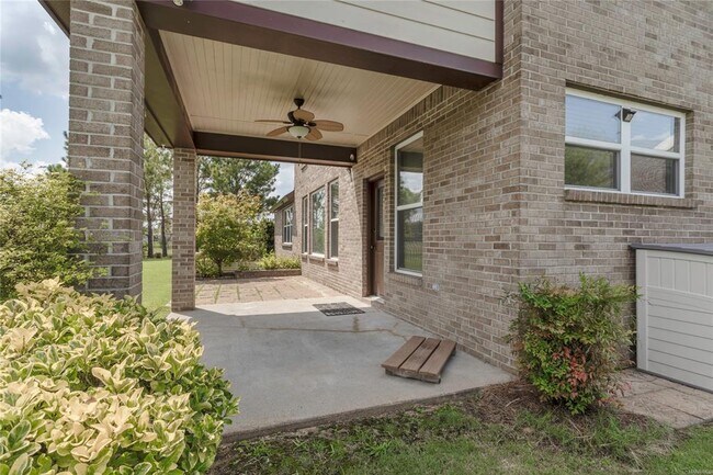 Building Photo - 9191 Brenham