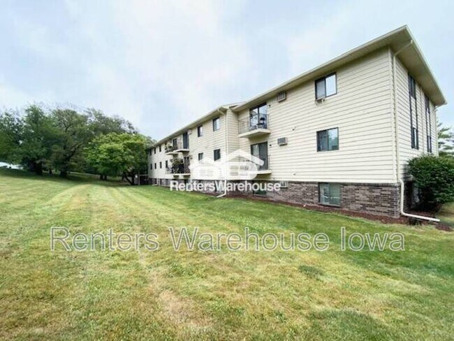 Building Photo - 1831 Fuller Rd