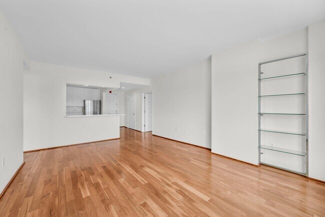 Building Photo - 2110 City Pl