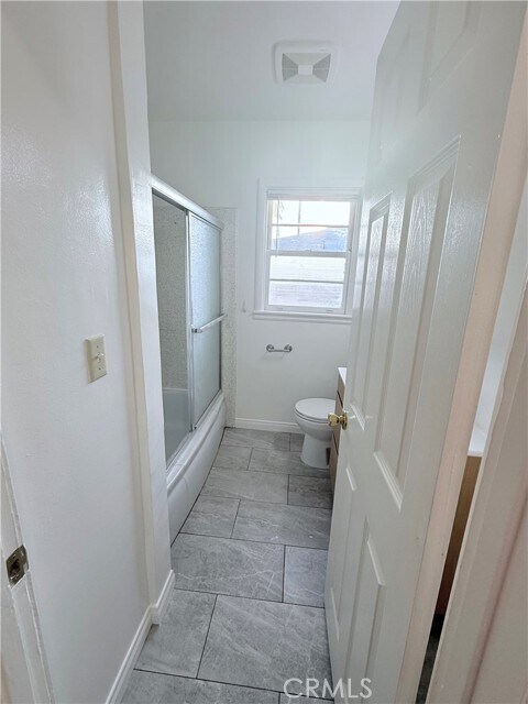 Building Photo - 10731 Freer Ave