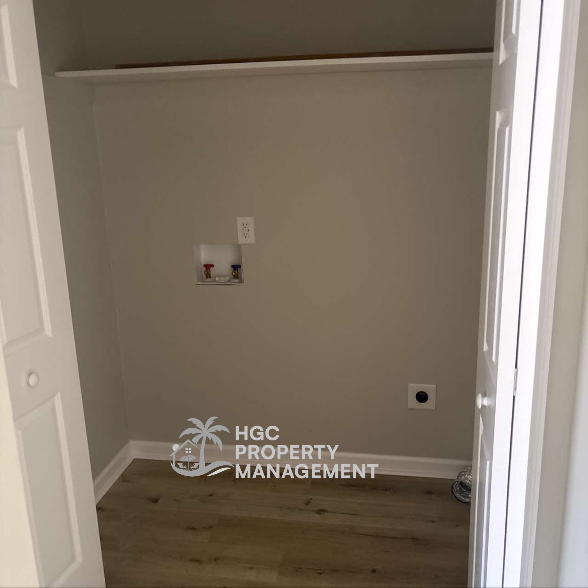 Building Photo - 404 Miles St