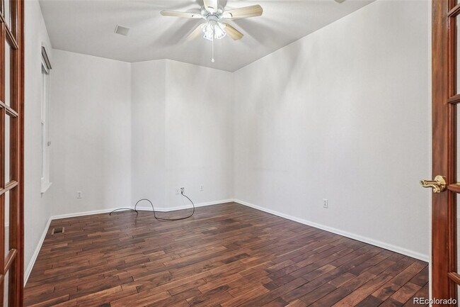 Building Photo - 6333 S Sicily Way