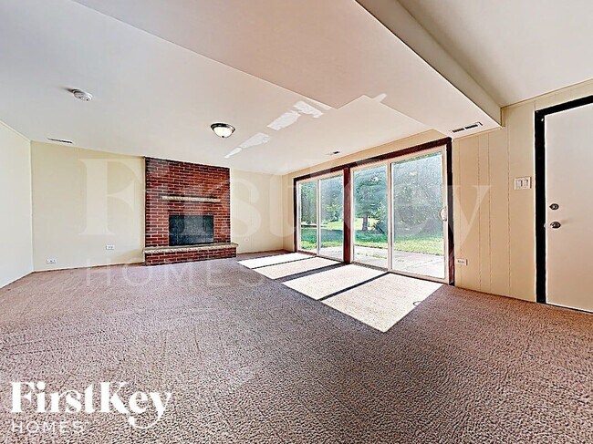 Building Photo - 22600 Amy Dr