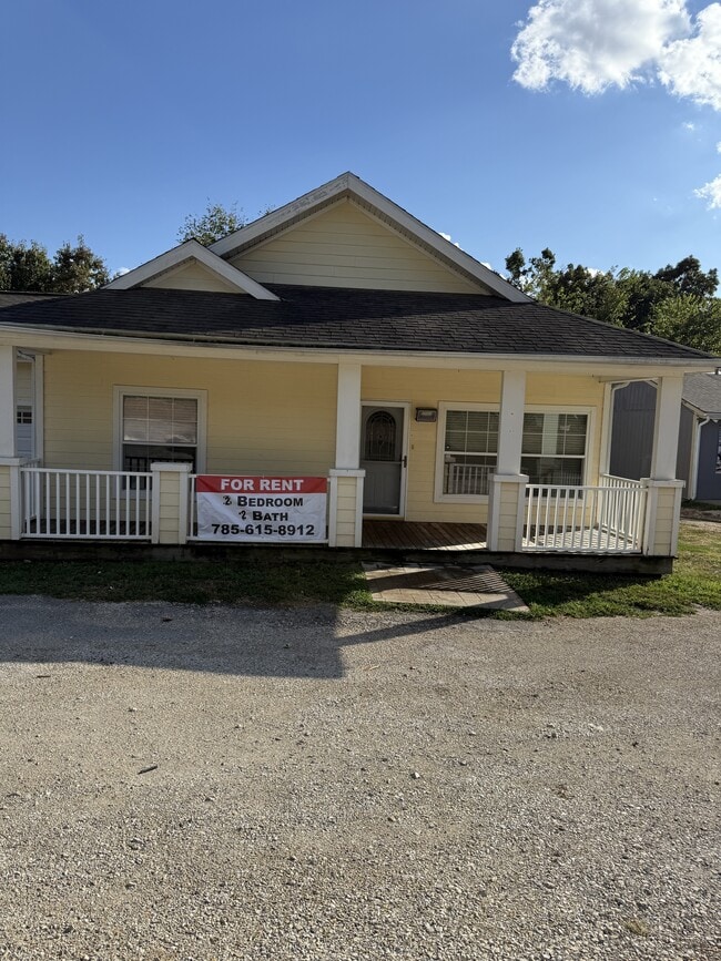 Primary Photo - 14162 Hwy P