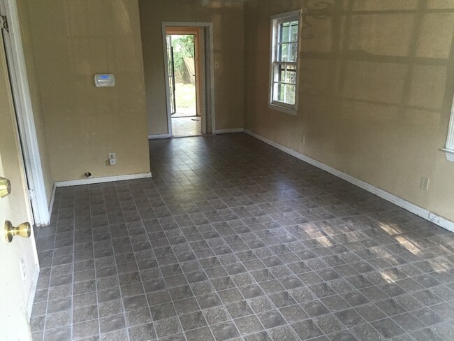 Building Photo - Coming Soon!