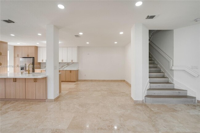 Building Photo - 7500 NW 107th Pl