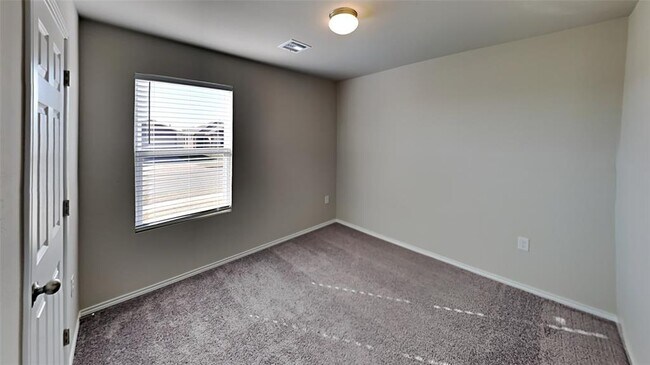 Building Photo - 11748 NW 99th Ter