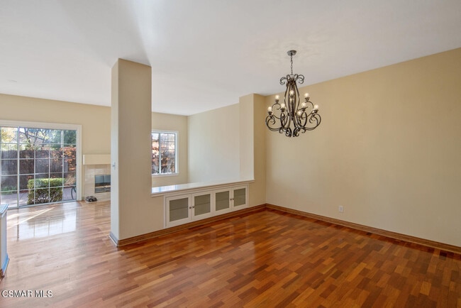 Building Photo - 5608 Roundtree Pl