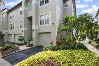 Building Photo - Gorgeous End Unit with pond fountain view -  1 Bed, 1 Bath plus Office/Den Nook on Harbour Island...