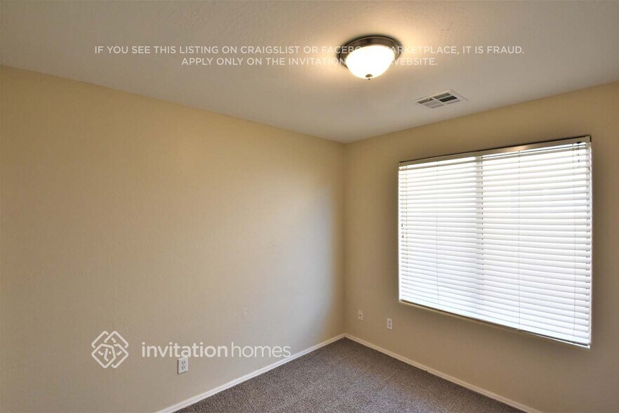 Building Photo - 1932 W Nancy Ln