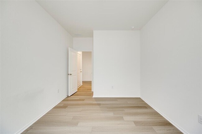 Building Photo - 8203 Tranquil Glade Trl