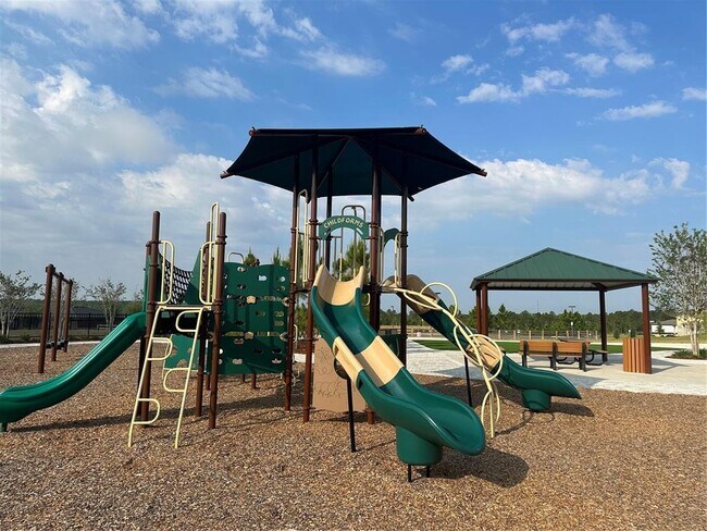 Building Photo - 2460 Gold Dust Dr