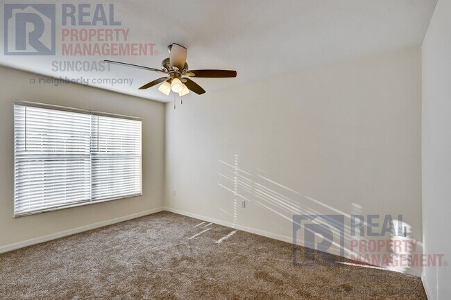 Building Photo - 4220 Players Pl