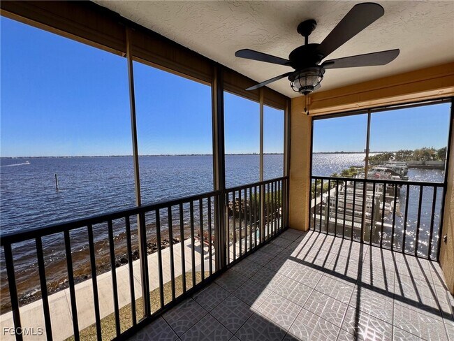 Building Photo - 4015 SE 20th Pl