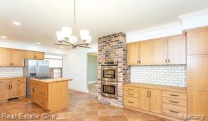 Building Photo - 30882 Oak Valley Dr