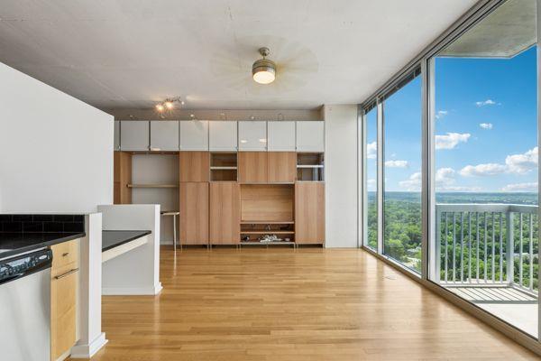 Building Photo - 3324 Peachtree Rd