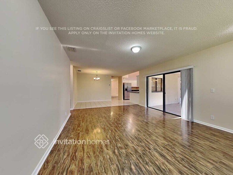Building Photo - 968 Sage Ave
