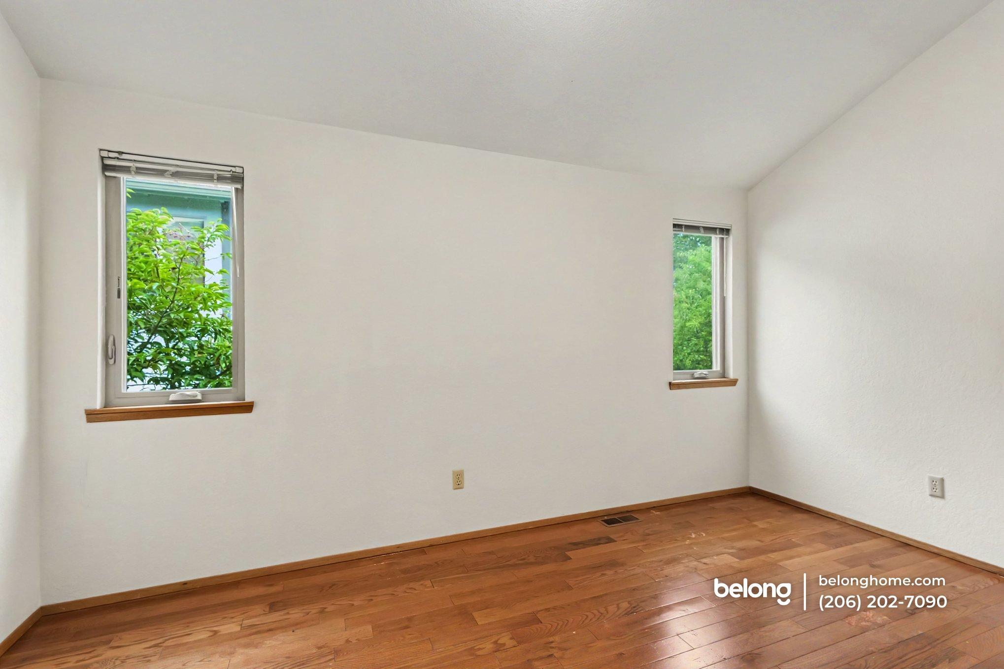 Building Photo - 14124 Phinney Ave N