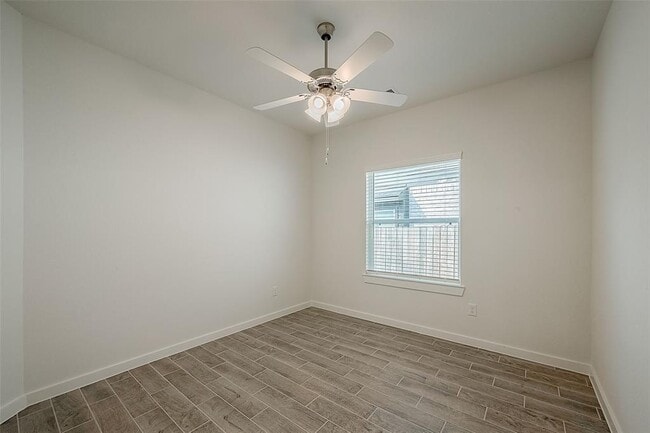 Building Photo - 15202 N Heron Heights Way