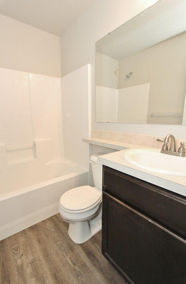 Building Photo - 2897 W Jayton Dr