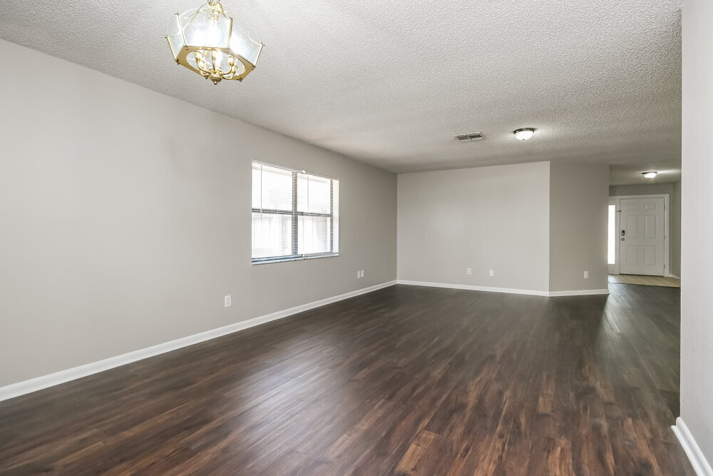 Building Photo - 104 Lake Daisy Terrace