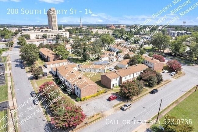 Building Photo - 200 S Liberty St