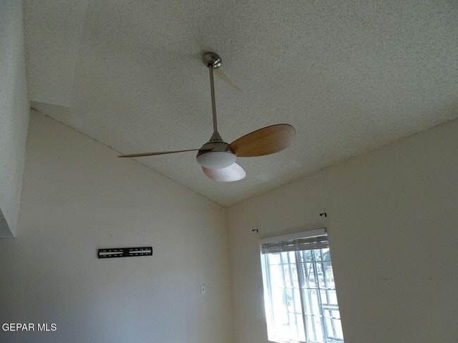 Building Photo - 5245 Roger Maris Dr