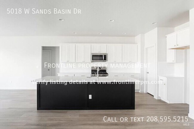 Building Photo - 5018 W Sands Basin Dr