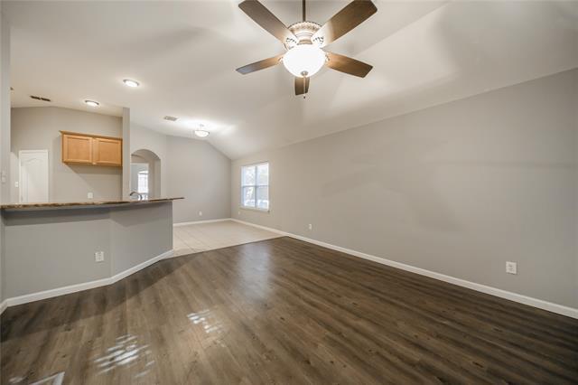 Building Photo - 8409 Luzerne Dr
