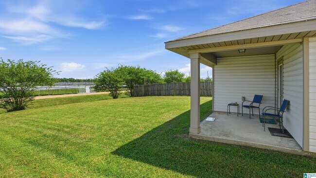 Building Photo - 3821 Kendall Brook Dr