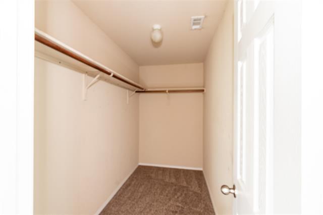 Building Photo - 590 Arthur Dr