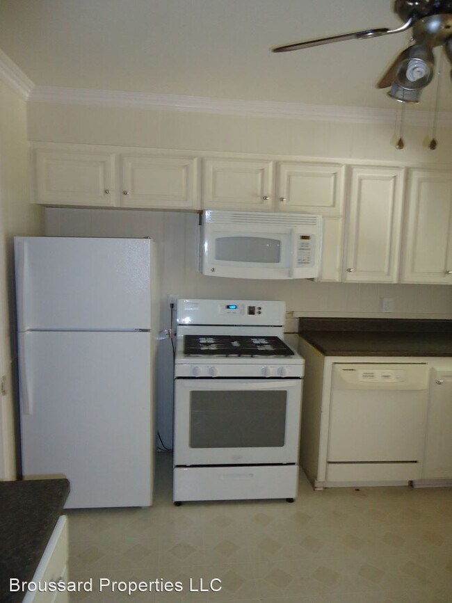 Building Photo - 3 br, 1.5 bath House - 108 Maple Drive