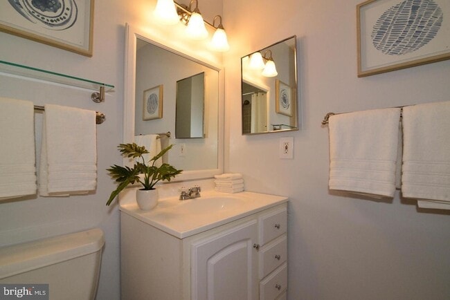 Building Photo - 11803 Breton Ct