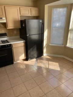 Building Photo - 3679 Regency Park Dr